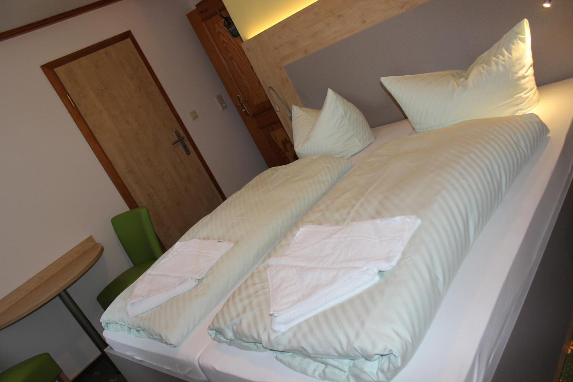 קלינגנתאל Landhotel Gasthof Zwota מראה חיצוני תמונה