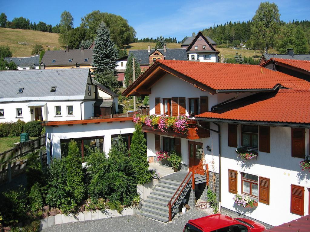קלינגנתאל Landhotel Gasthof Zwota מראה חיצוני תמונה